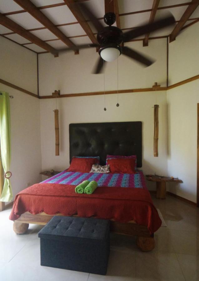 Casa De Los Amigos Caribena Cahuita Luaran gambar